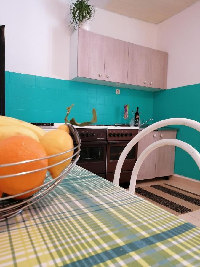Apartment Borovi With Terrace And Parking Подаца Екстериор снимка